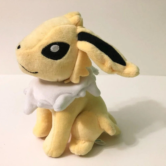 Takara Tomy Jolteon Pokemon Plush  Stuffed Animal Doll Toy Nintendo - Picture 2 of 16